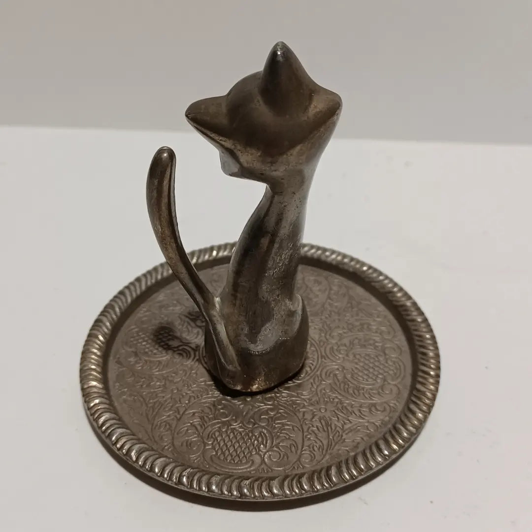 Vintage Jewelry/Ring Holder